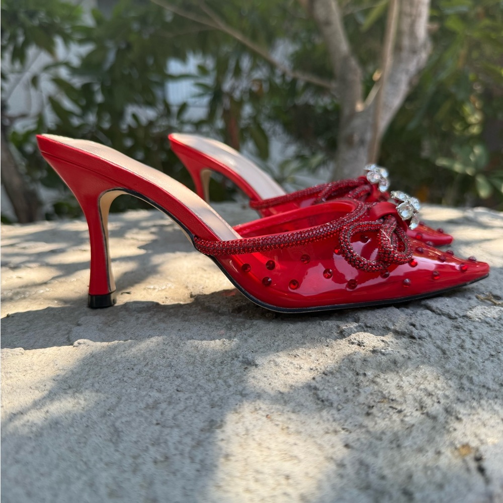 NWOT Red Crystal Bow Heels 👠 - Picture 4 of 7